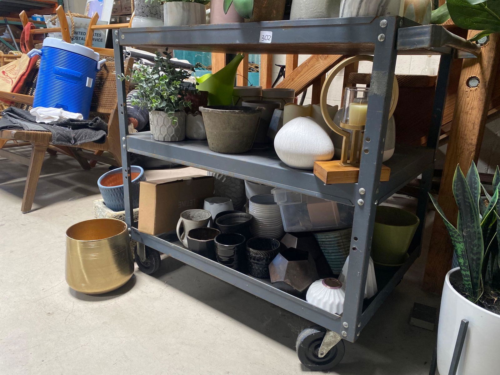 No Shipping  Metal Rolling Cart (1 of 4)