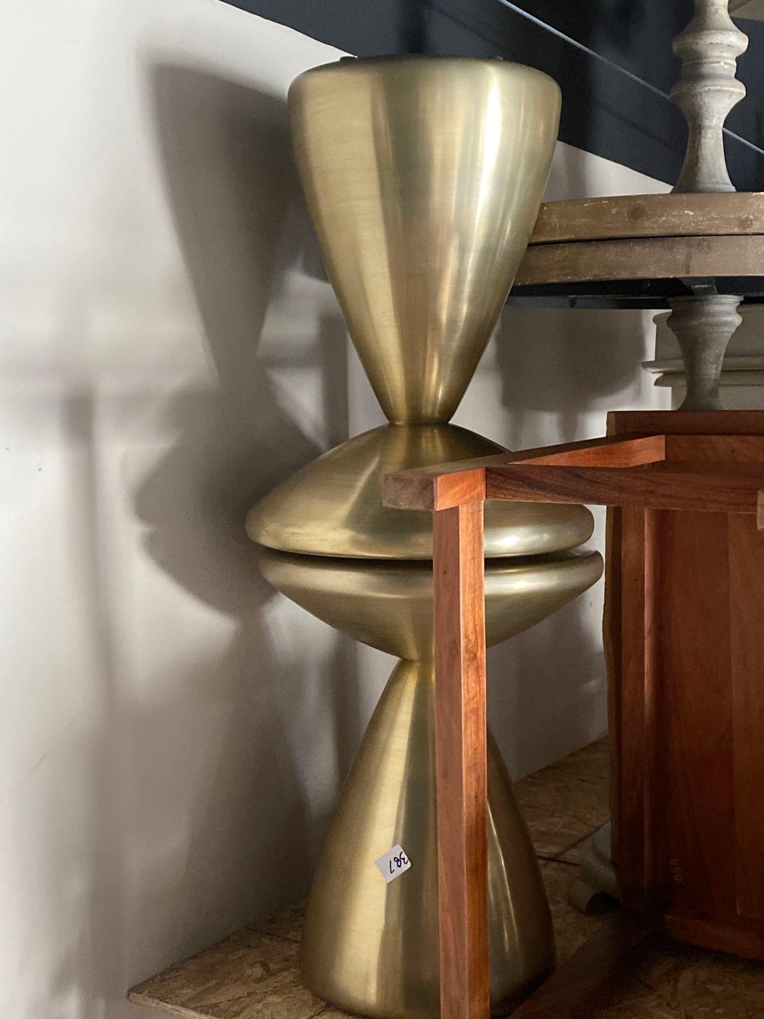 No Shipping  Pair Of Gold Metal Side Tables (1 of 2)