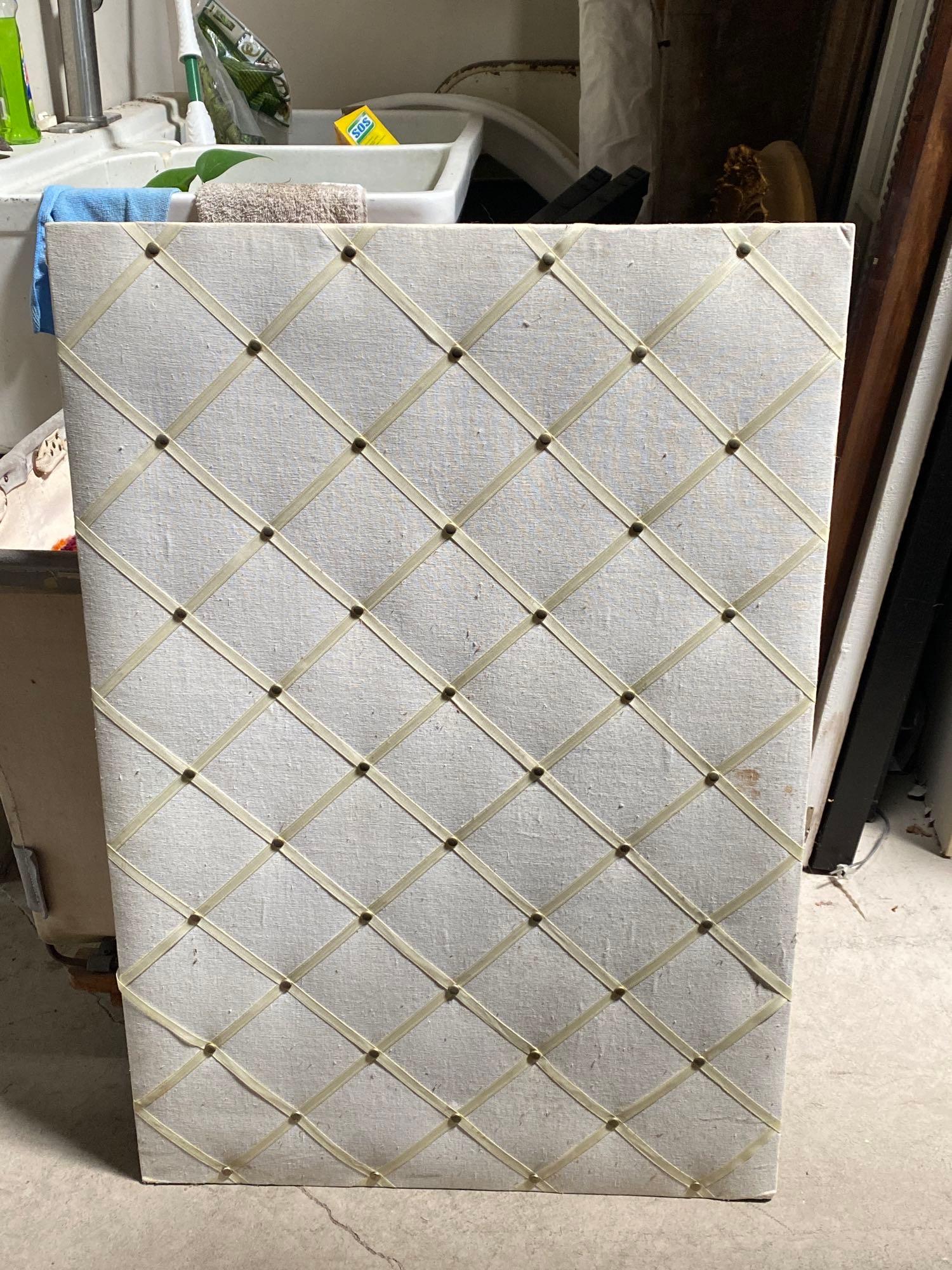 No Shipping  Ribbon Photo/Message Board (1 of 2)