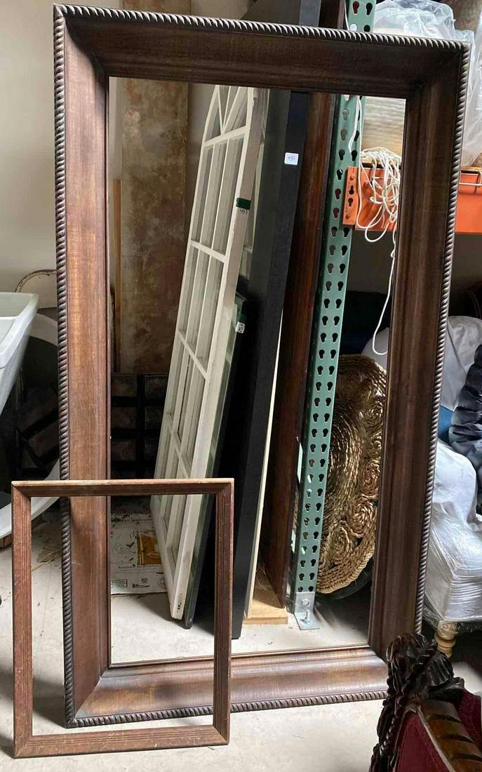 No Shipping Two. Rectangular Picture Frames: LOCAL PICK UP ONLY, WESTSIDE SANTA CRUZ, 95060 LOCAL PICK UP ONLY, WESTSIDE SANTA CRUZ, 95463 NO SHIPPING, Two. Rectangular Picture Frames. NO SHIPPING AVAILABLE All items sold as is where is. There a