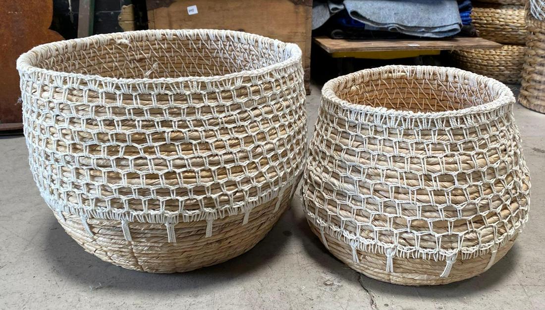 No Shipping  Pair Of Nesting Baskets (1 of 4)