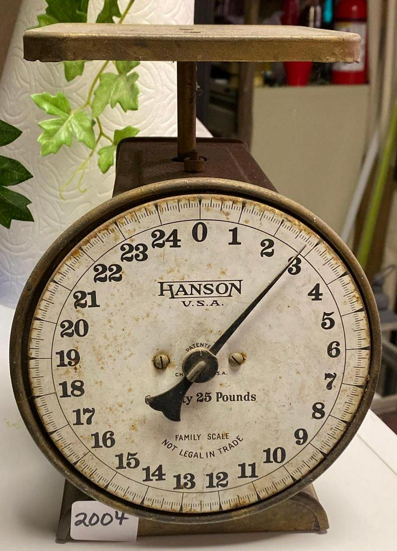 No Shipping  Vintage Scale (1 of 3)