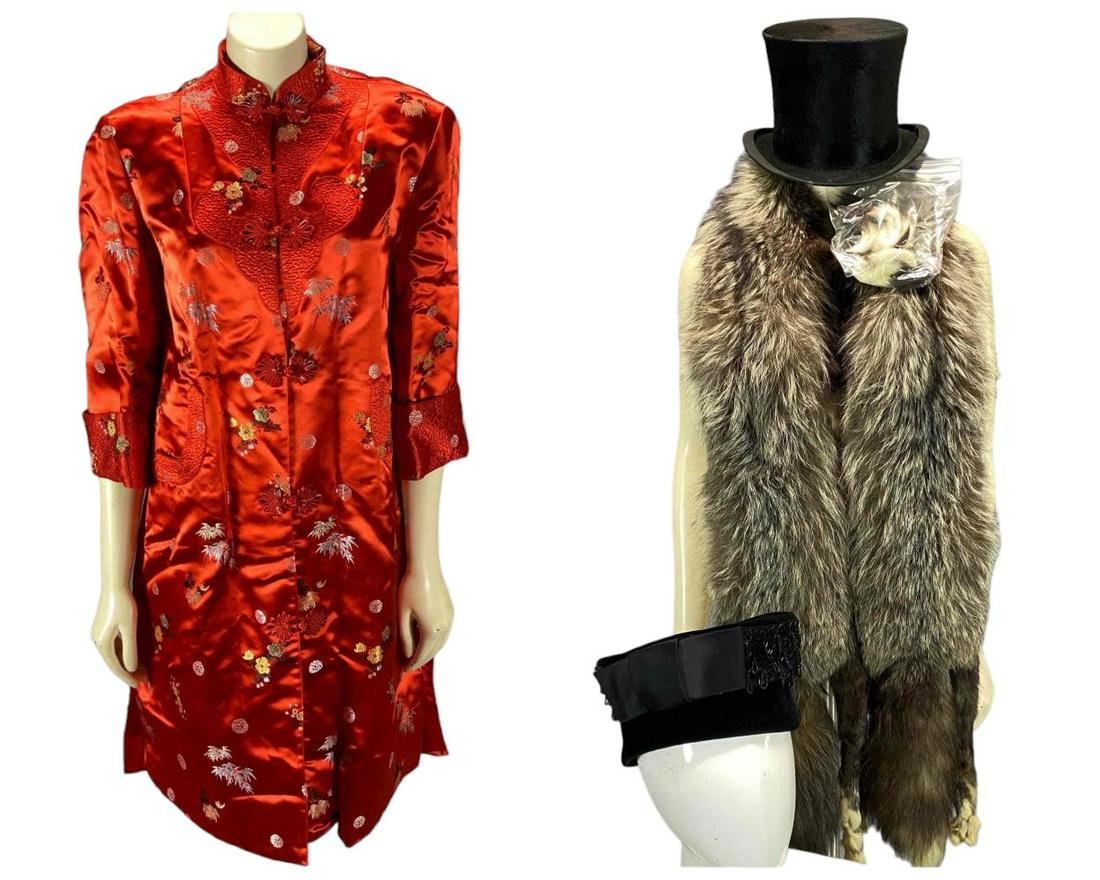 Lot Of Vintage Clothing (1 of 20)