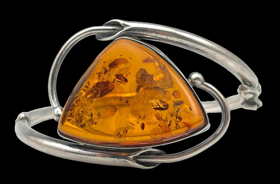 Modernist Sterling Silver Amber Bracelet: Modernist Sterling Silver Amber Bracelet. 330.6g. Unmarked, Tests As Sterling. Inner Cuff Approximately 6.5 Inches. Max Opening Approximately 4.0 in. ALL CREDIT CARDS WILL BE MANUALLY VERIFIED PRIOR T
