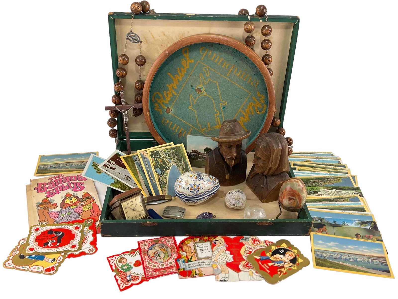 Lof Of Vintage Collectibles & Ephemera: Lof Of Vintage Collectibles & Ephemera. Largest Piece (Box) Approximately16.25L x 12.0W x 2.5D in. Smallest Piece (Amethyst Pendant) Approximately 1,5L x 1.0W x 0.375D in.