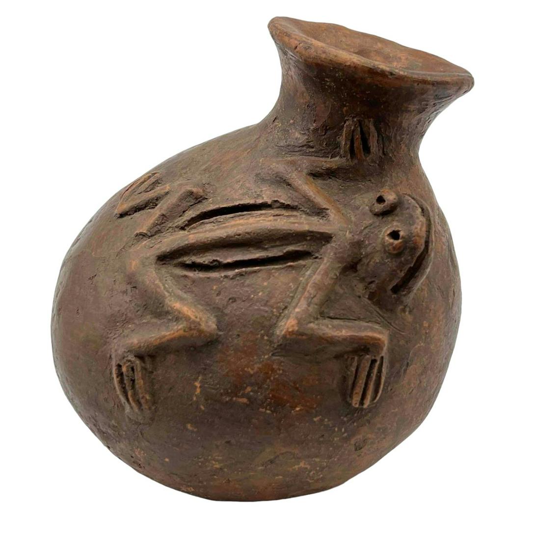 Pre-Columbian Style Central American Terra Cotta Pot With Applied Frog: Pre-Columbian Style Central American Terra Cotta Pot With Applied Frog Detail. Approximately 5.3125T x 5.25W x 5.625D in.