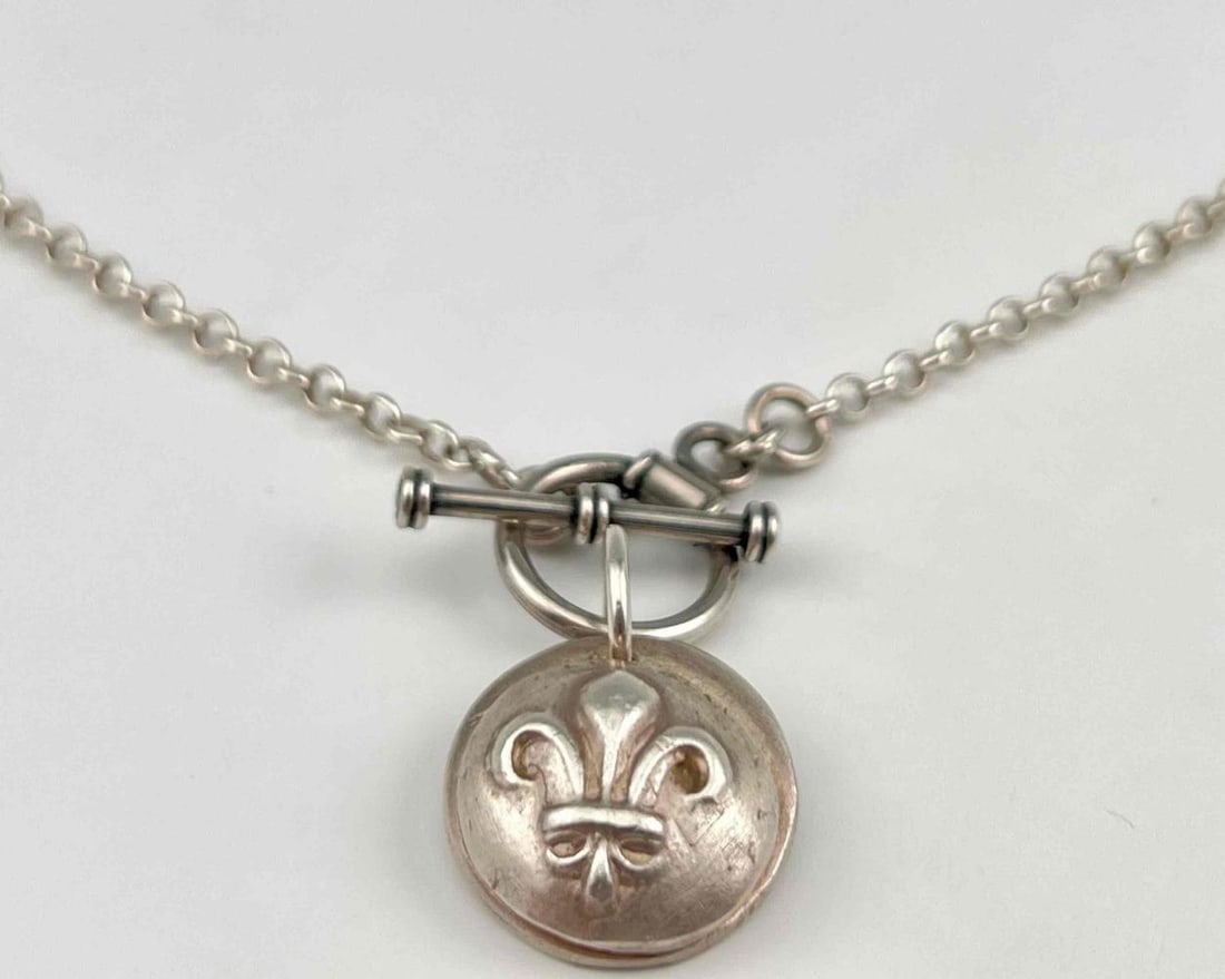 Custom Sterling Silver Fleur De Lis Necklace (1 of 7)