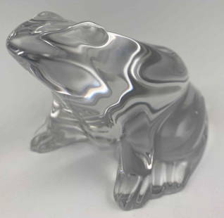 Baccarat Crystal Frog Paperweight.: Baccarat Crystal Frog Paperweight. Marked Baccarat France. Approximately 2.625H x 4.25L x 3.25W in.