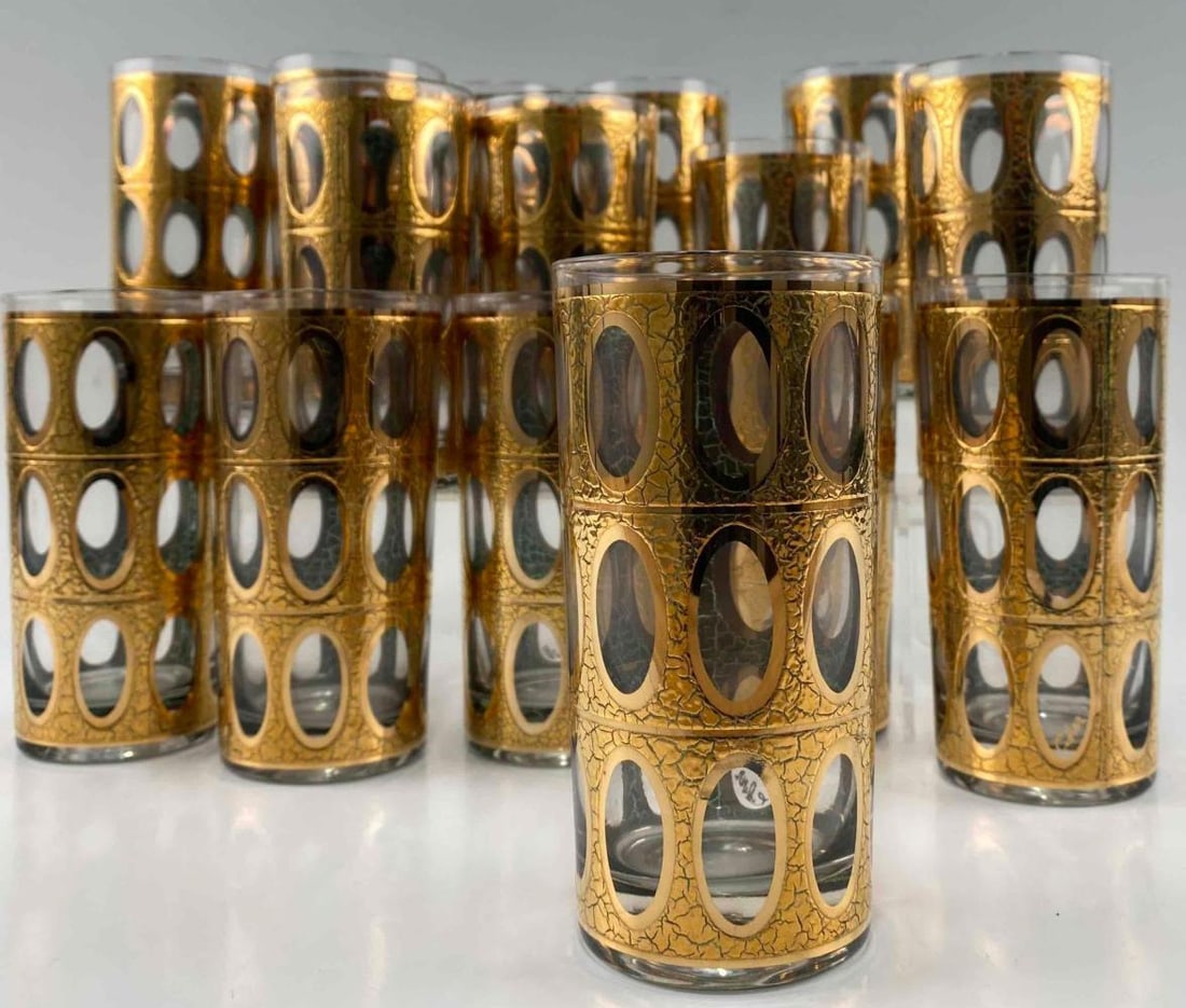 Set of Culver Mid Century Modern Pisa Highball Glasses: 15 Culver Mid Century Modern Pisa Highball Glasses. Approximately 5.625H x 2.75W in.