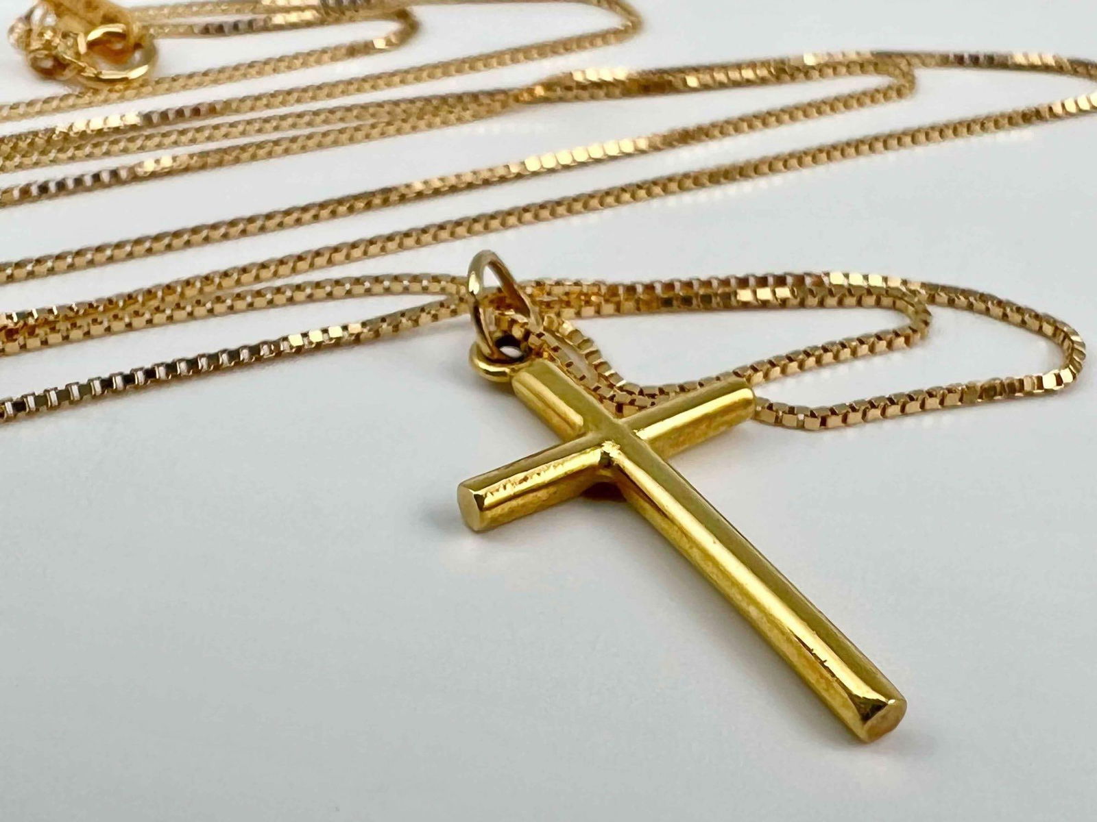 18K Cross Necklace (1 of 4)