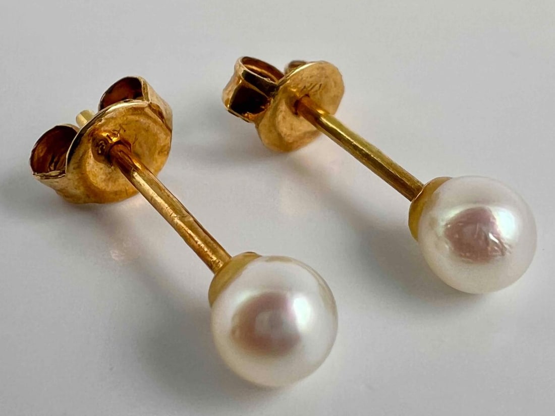18k Pearl Earrings (1 of 4)