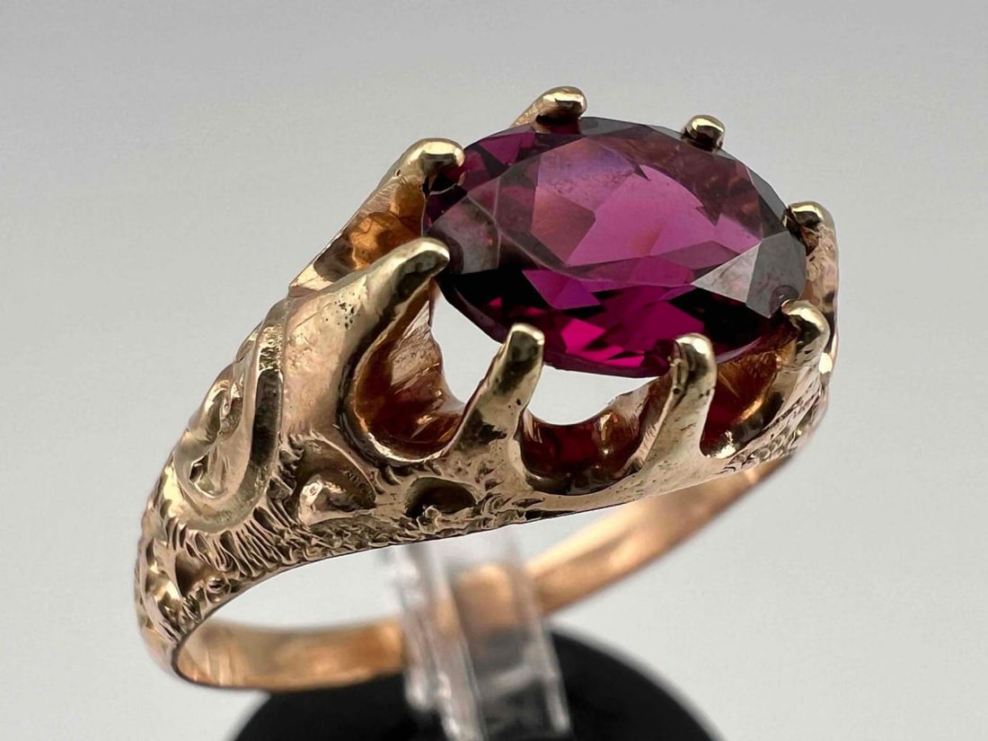 10K Pink Semiprecious Stone Ring (1 of 7)