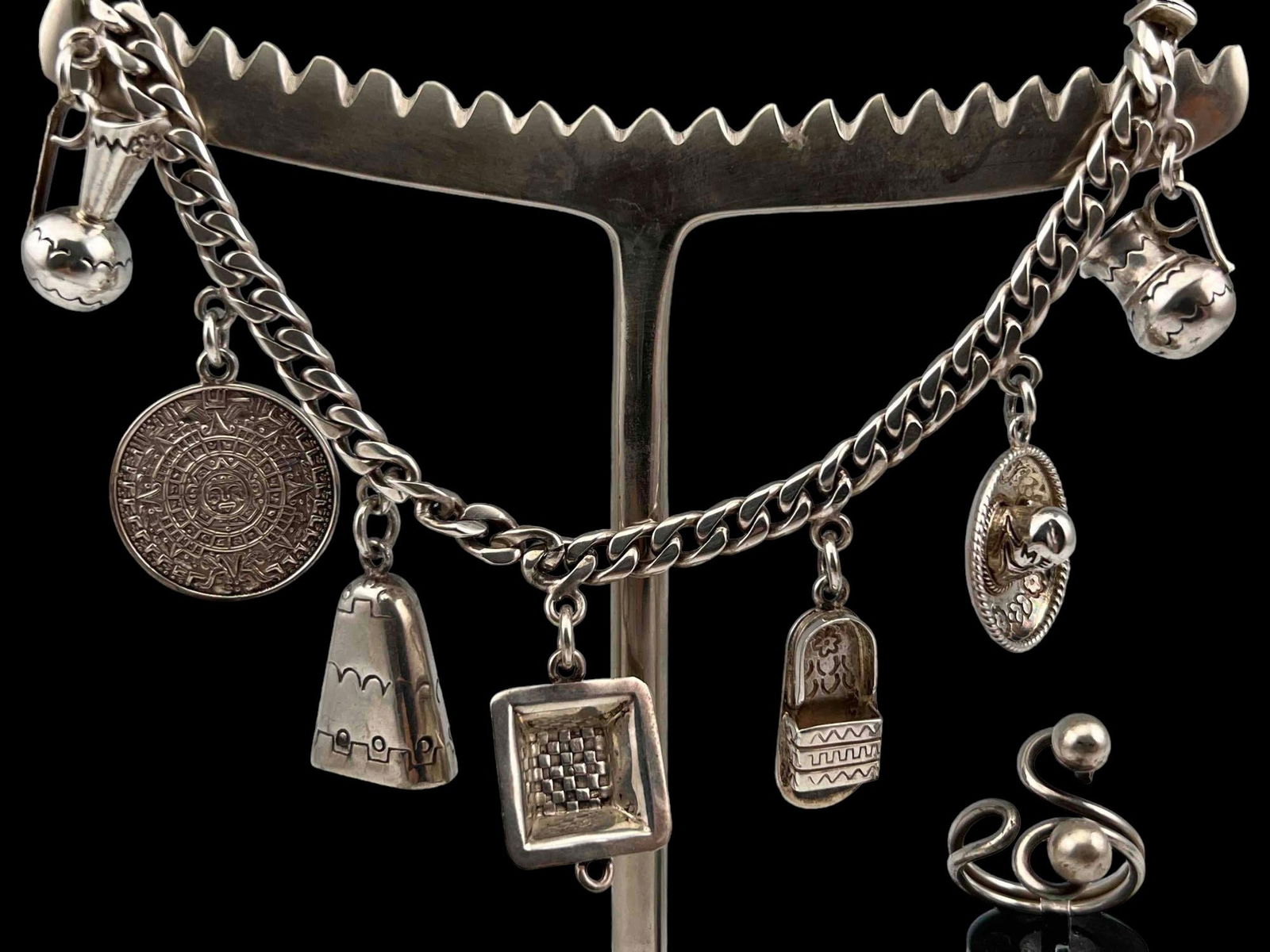 Vintage Mexican Sterling Silver Charm Bracelet & Ring (1 of 12)