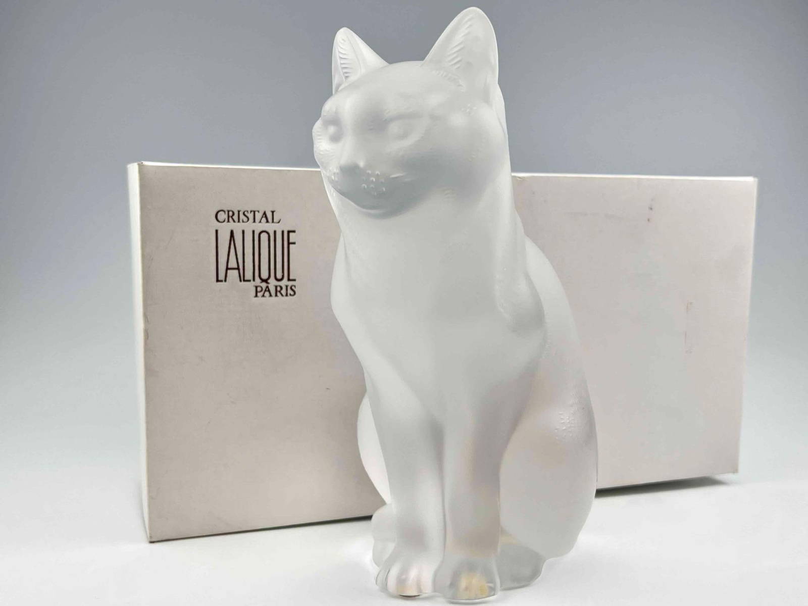 Large Lalique Crystal Cat Figure In Original Box Auction