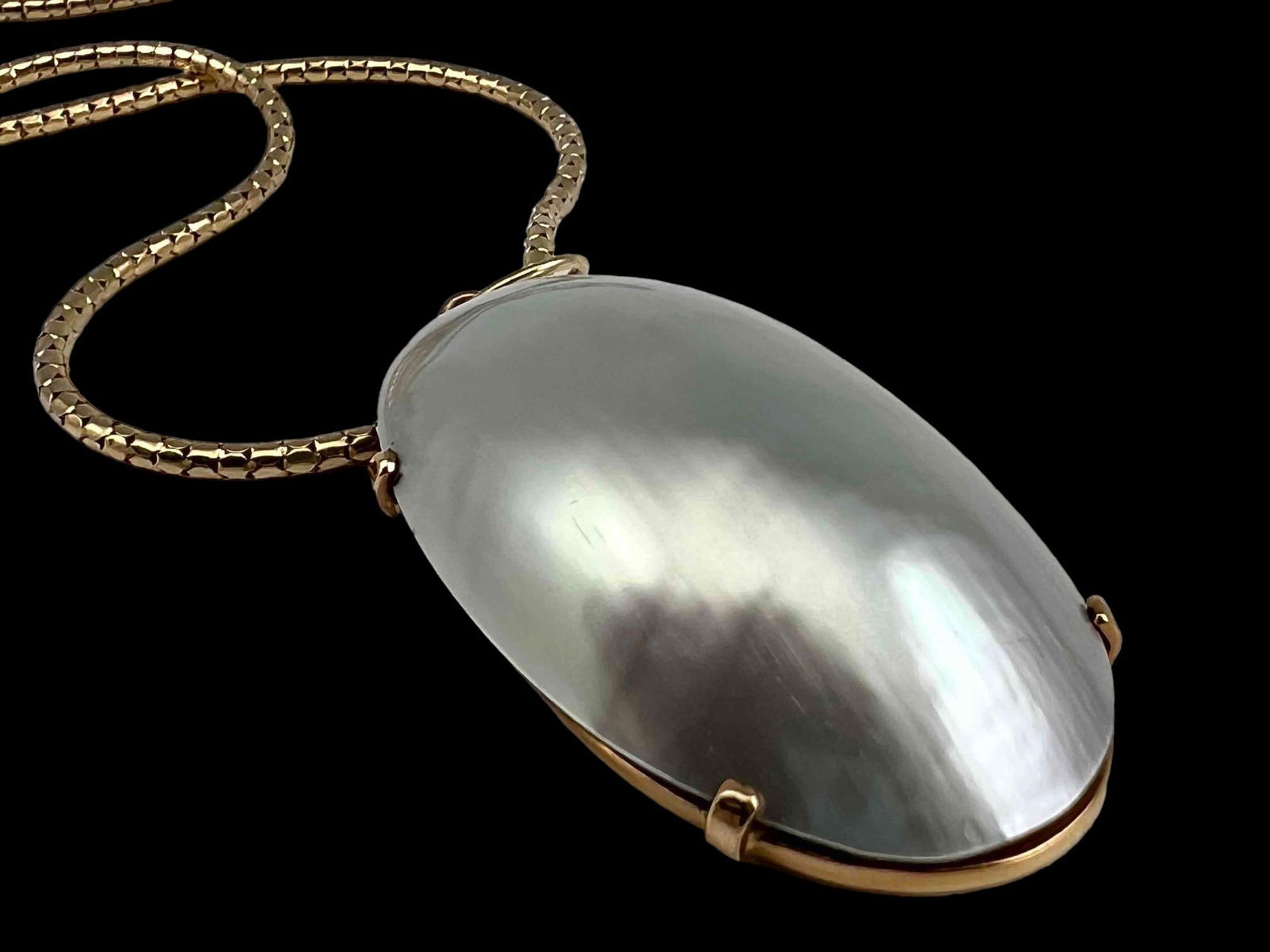 14K Pearl Necklace (1 of 10)