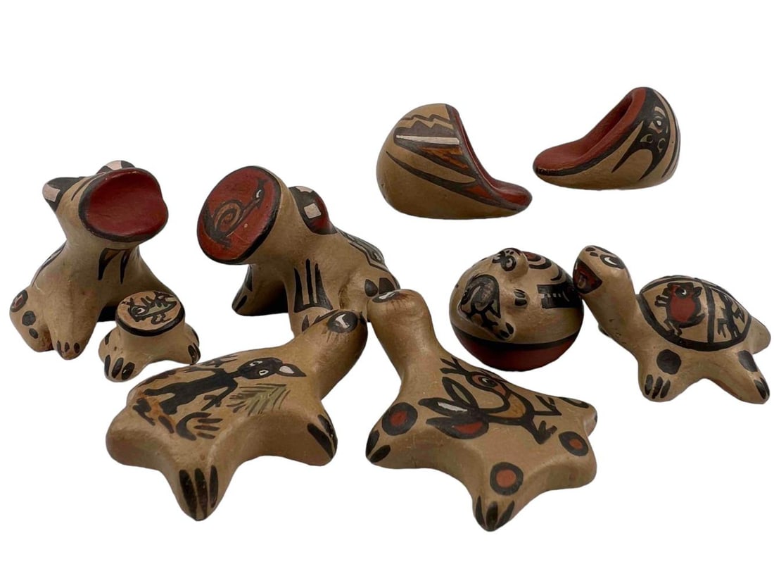 Santa Clara Pueblo Pottery By Margaret & Luther Gutierrez, Frog & Turtles (1 of 18)