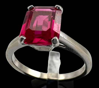 14K White Gold Ruby Solitaire Ring: 14K Ruby Solitaire Ring, 2.9g. Marked 14K. Ruby 8.0L x 6.4W mm. Ring size 7. All measurements are approximate. ALL CREDIT CARDS WILL BE MANUALLY VERIFIED PRIOR TO SHIPMENT.