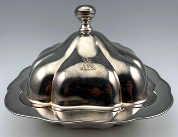 Antique Silver Plate Lidded Serving Dish With Etched Lion Crest