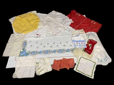 Lot Of Vintage Linens