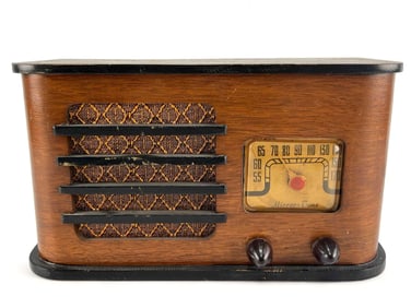 Ca. 1940's Mirror Tone Radio
