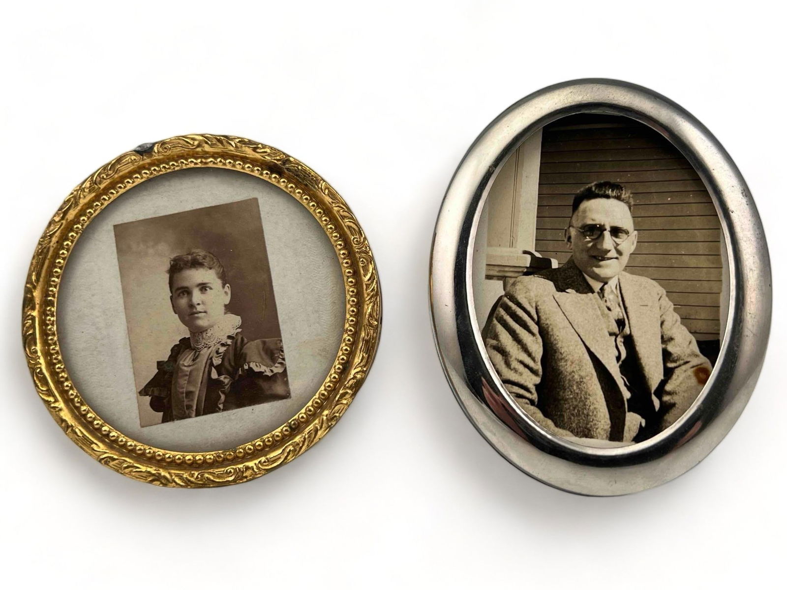 Two Older Miniature Picture Frames (1 of 7)