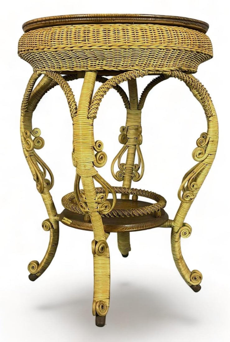 Heywood Wakefield Wicker Side Table (1 of 20)