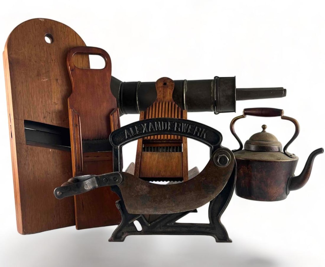 Lot Of Antique Copper & Wood Kitchen Tools (1 of 18)