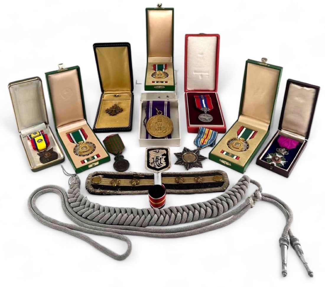 Collection of Foreign Military Medals (1 of 19)