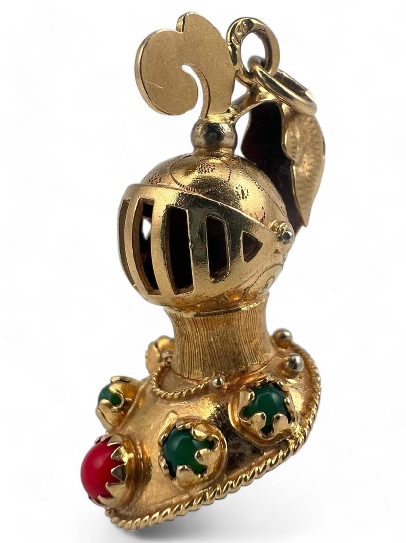 18K Knight's Helmet Pendant Or Charm (1 of 8)