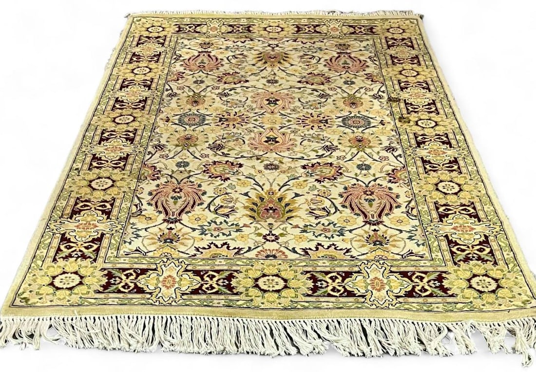 Persian Style Floral Pattern Rug (1 of 13)