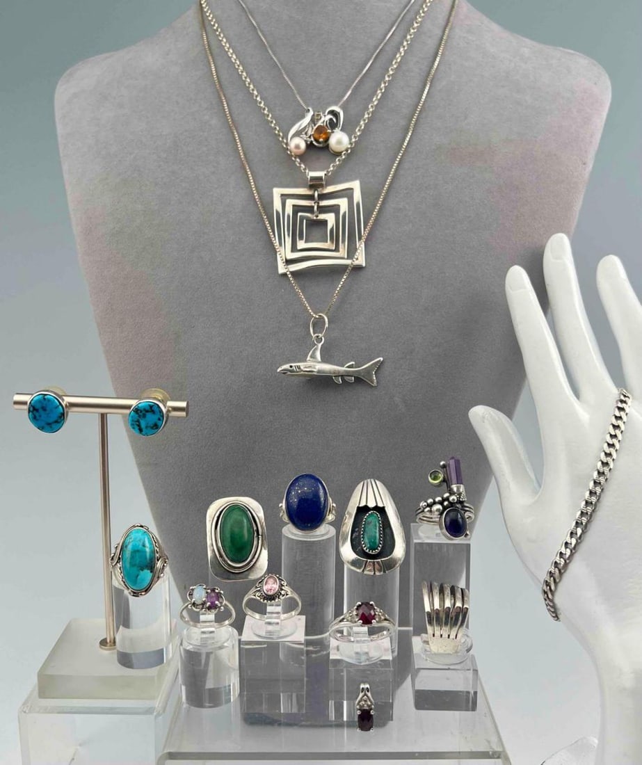 Sterling Silver Jewelry Lot, Many Vintage & Modernist Pieces (1 of 17)