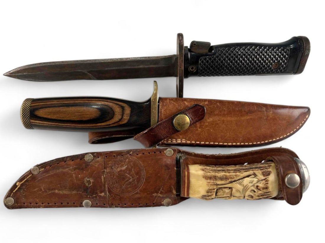 Group Of Military & Hunting Knives, Including M16 Bayonet And Smith & Wesson (1 of 19)