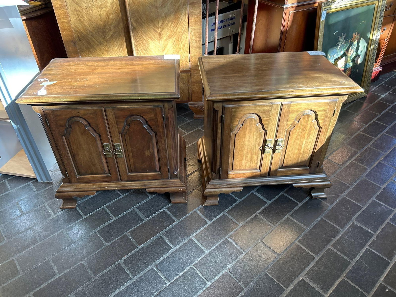 Pair Of Mid Century Pennsylvania House Night Stands: NO SHIPPING AVAILABLE FOR THIS LOT, LOCAL PICK-UP ONLY Pair Of Mid Century Pennsylvania House Night Stands. Approximately 24 x 24.25 x 16.25