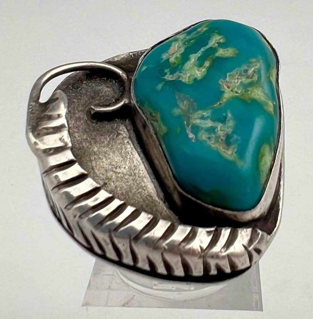 Navajo Sterling Silver Turquoise Ring (1 of 8)