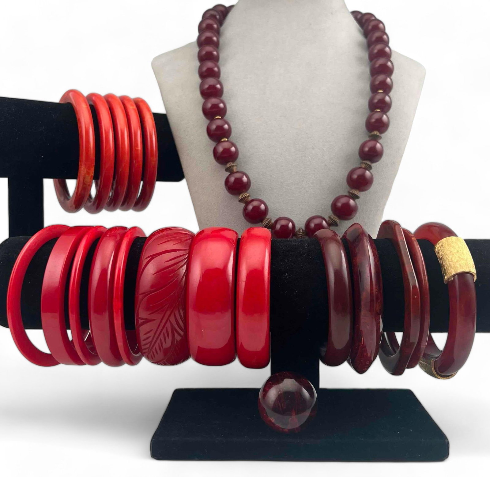 Collection Of Red Bakelite Jewelry (1 of 9)