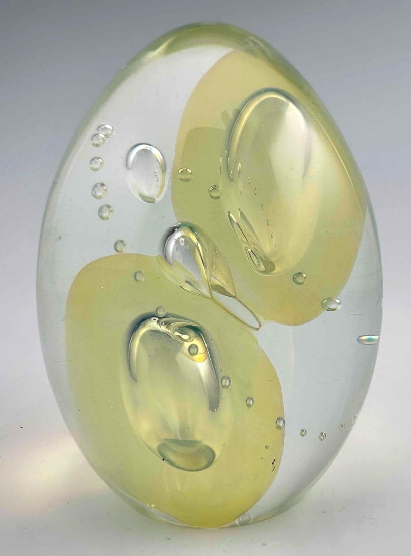 Eickholt Controlled Bubble Art Glass Paperweight (1 of 8)