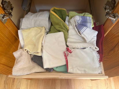 Two Drawers Of Dish & Hand Towels: Two Drawers Of Dish & Hand Towels. Pick-Up will be Thursday Aug 8th & Saturday Aug 10th from 11:00-4:00. Shipped items must have shipping arranged by Saturday, Aug 10th. Items not picked up or