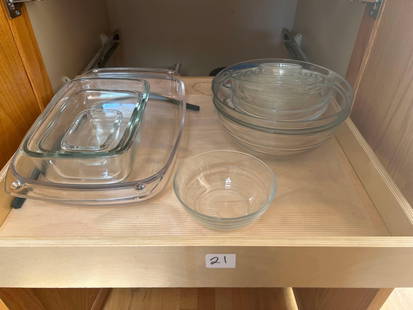 Glass Bowls & Baking Dishes: Glass Bowls & Baking Dishes Pick-Up will be Thursday Aug 8th & Saturday Aug 10th from 11:00-4:00. Shipped items must have shipping arranged by Saturday, Aug 10th. Items not picked up or without