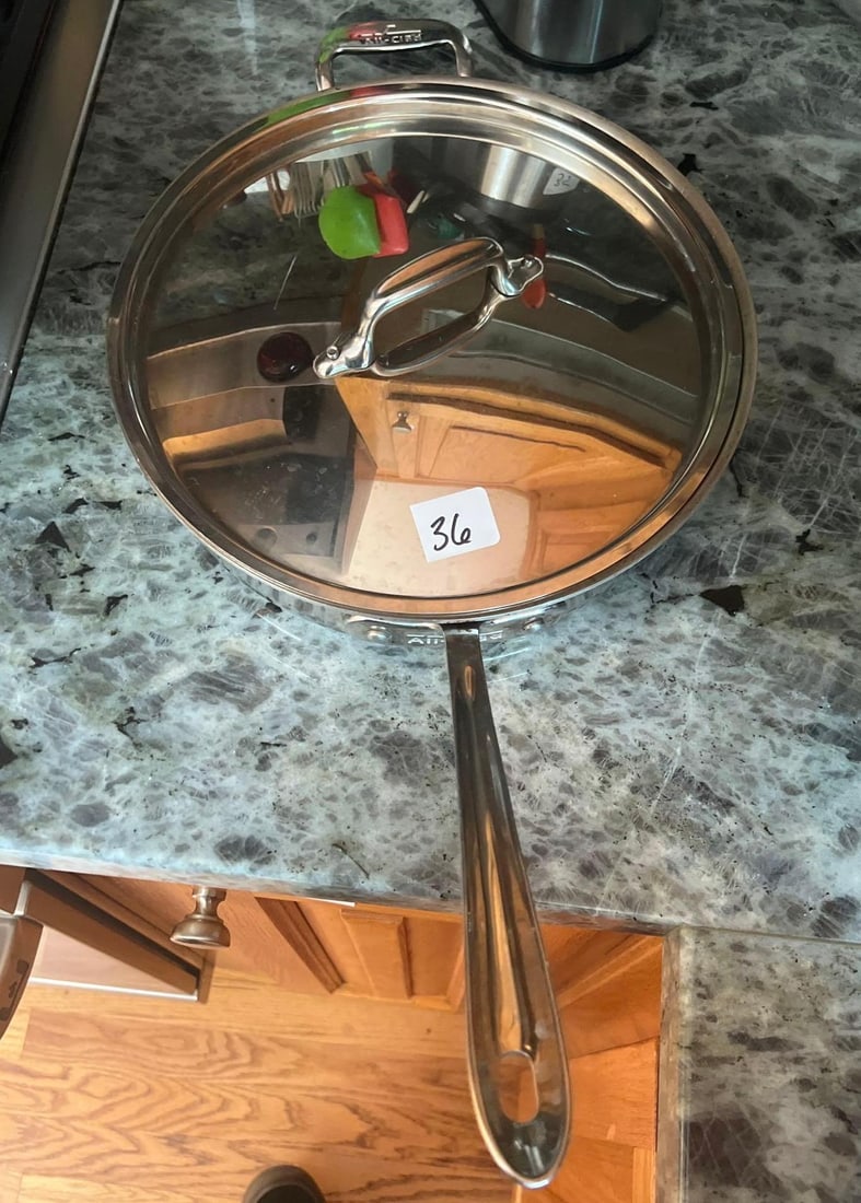 All Clad Stainless Pan With Lid (1 of 4)