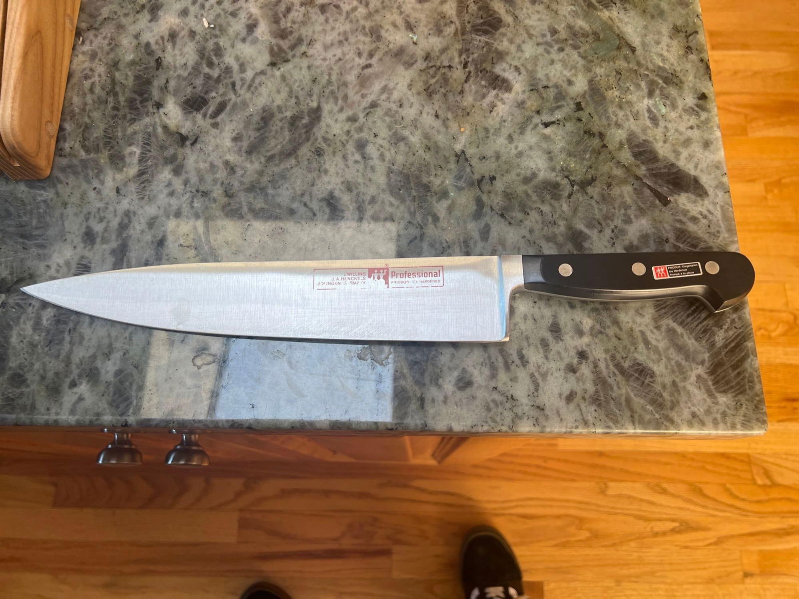 J.A. Henckels Professional Nine Inch Stainless Chef'S Knife (1 of 4)