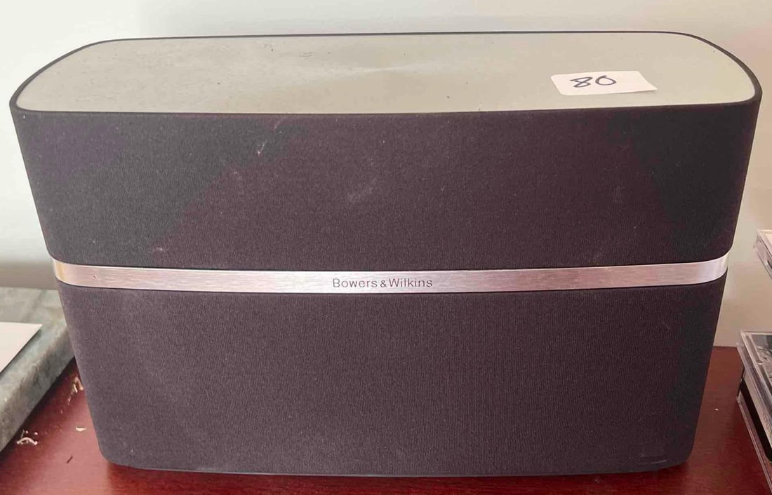 Bowers & Wilkins Airplay Bluetooth Speaker (1 of 5)