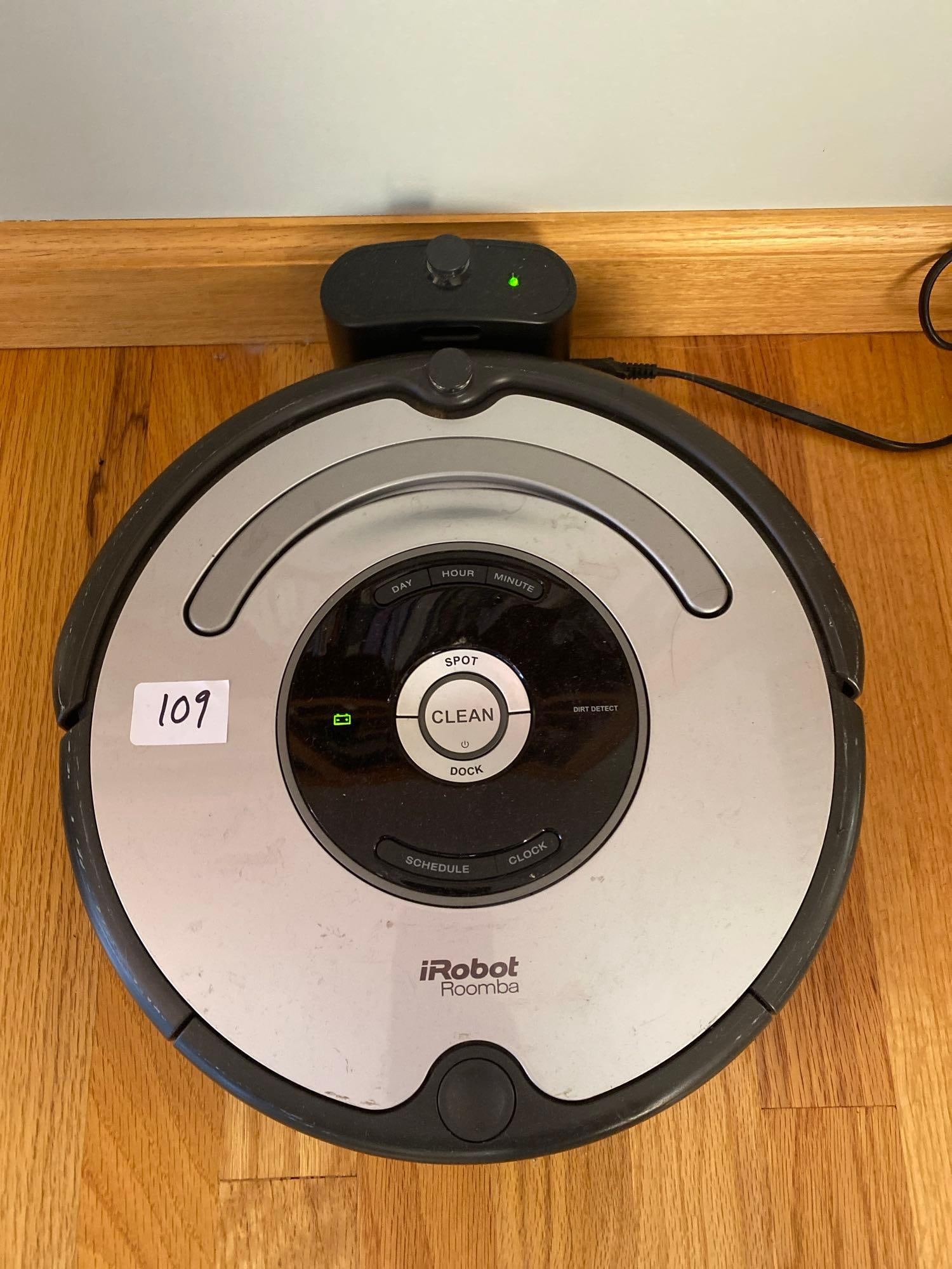 Roomba Vacuum With Docking Station (1 of 1)