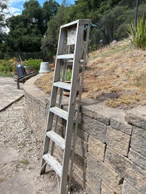 6 Foot Metal Ladder