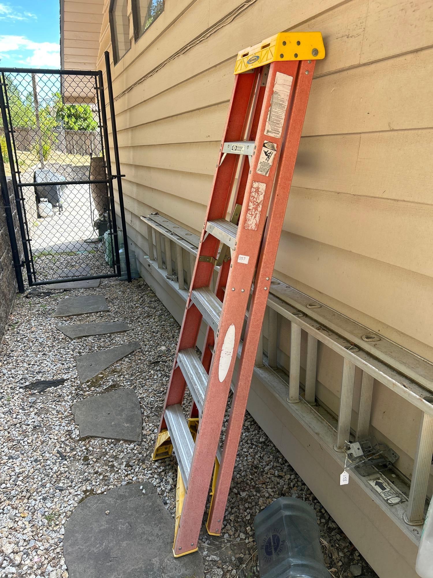 6 Foot Ladder (1 of 2)