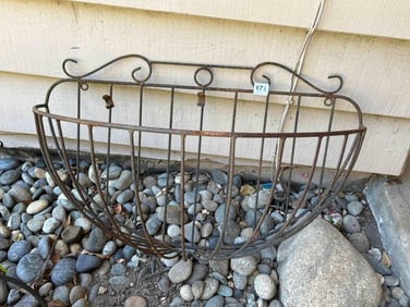 Metal Wall Mounted Plant Holder