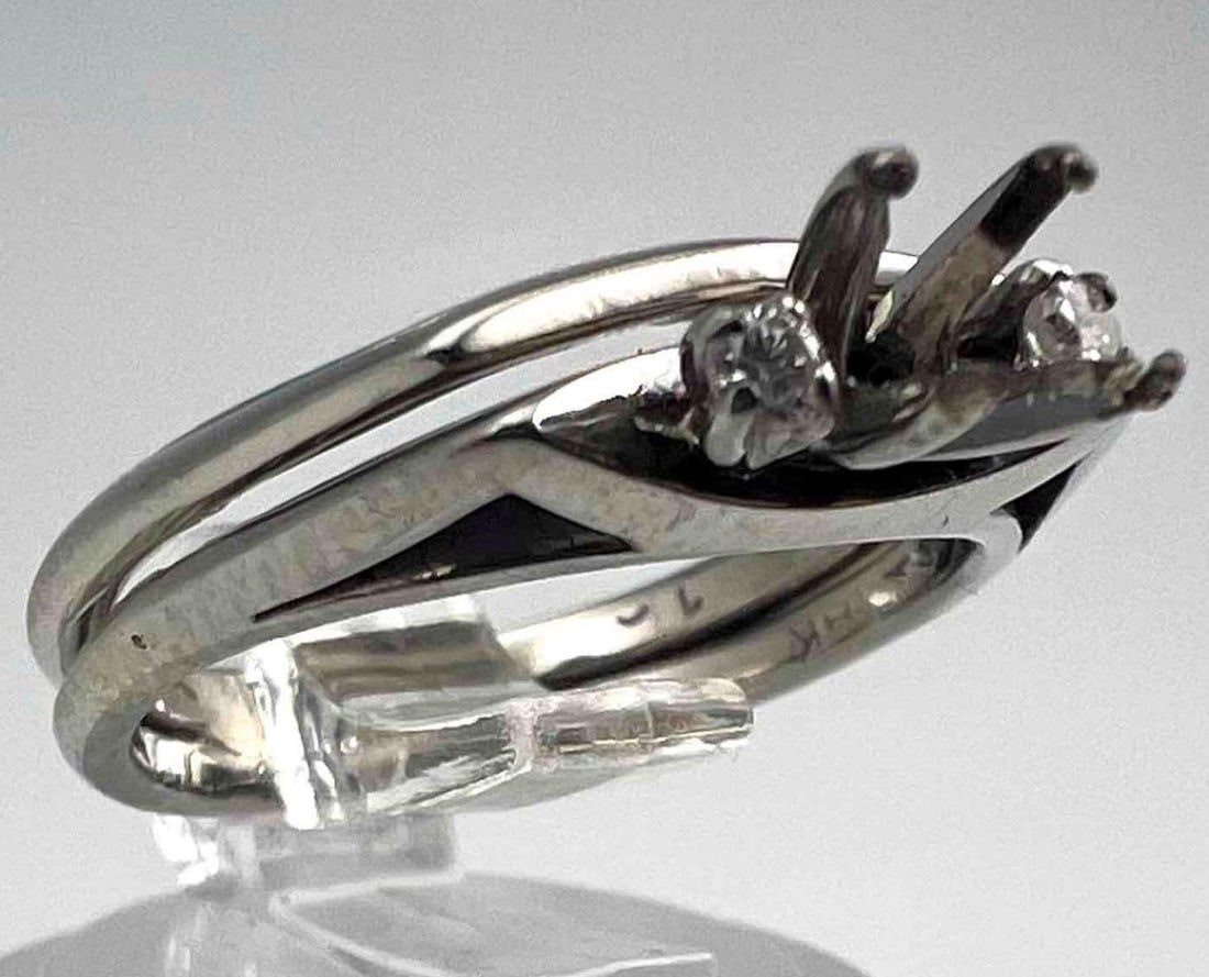 18K White Gold Diamond Ring Set (1 of 4)