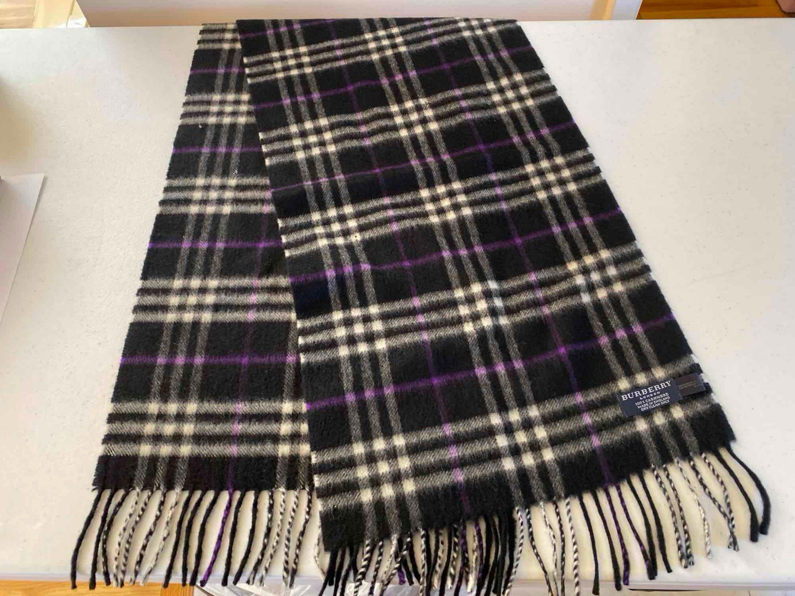 Burberry Cashmere Scarf (1 of 3)