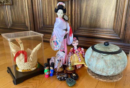 Asian Dolls & Collectibles