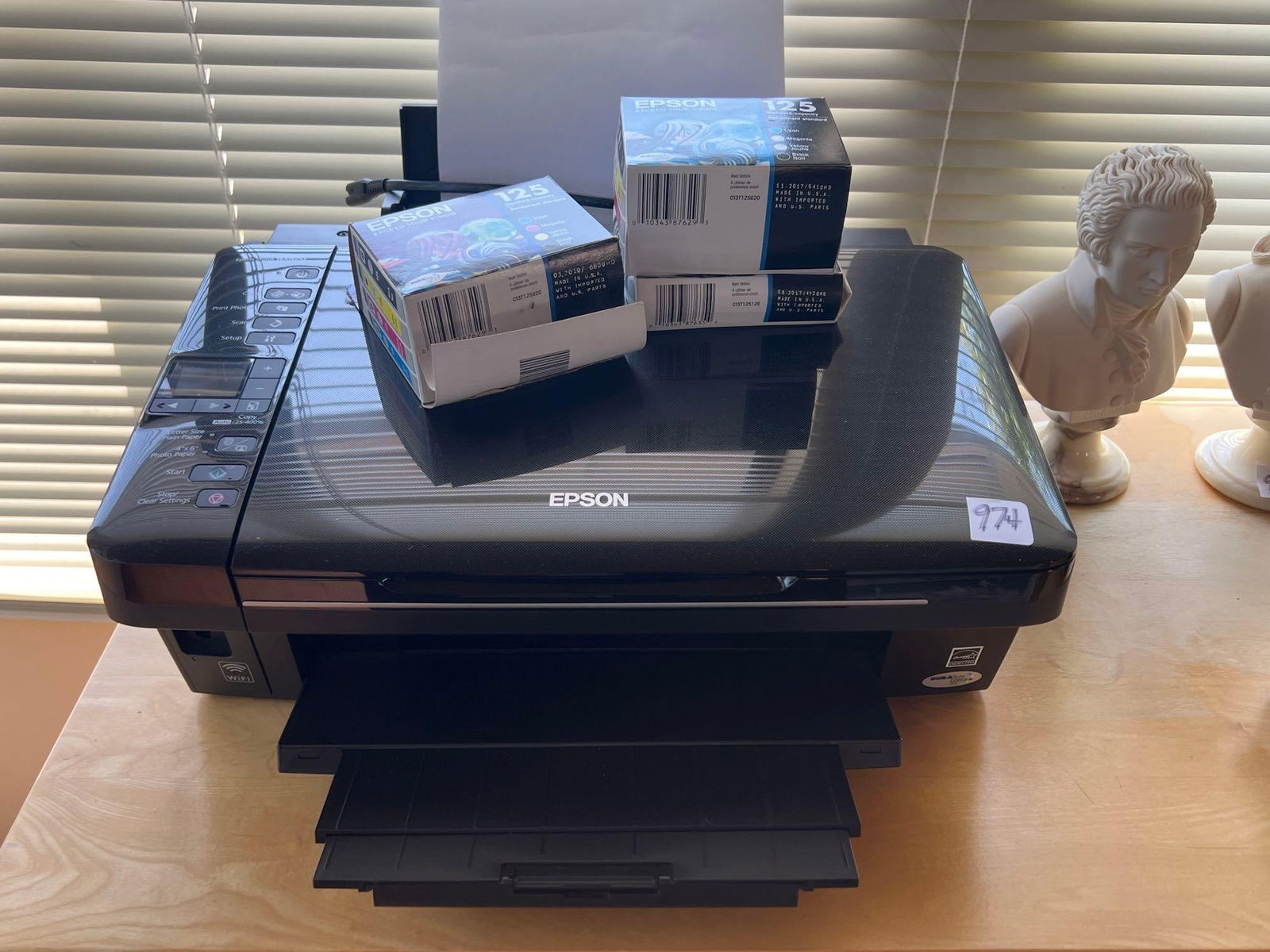 Epson Printer With Ink Cartridges (1 of 5)