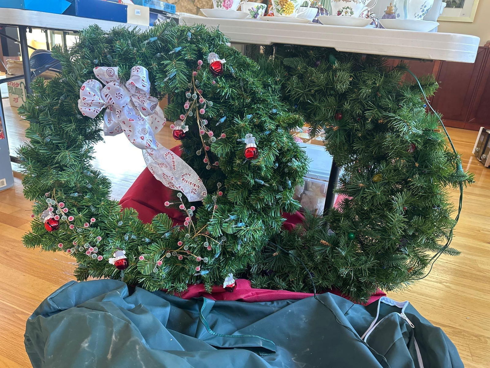 Two Large Light Up Holiday Wreaths With Cases (1 of 5)